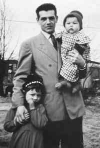 Gottfried Weiss und seine Kinder